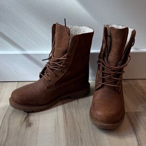 Timberland Brown Lace-Up Boots size 7